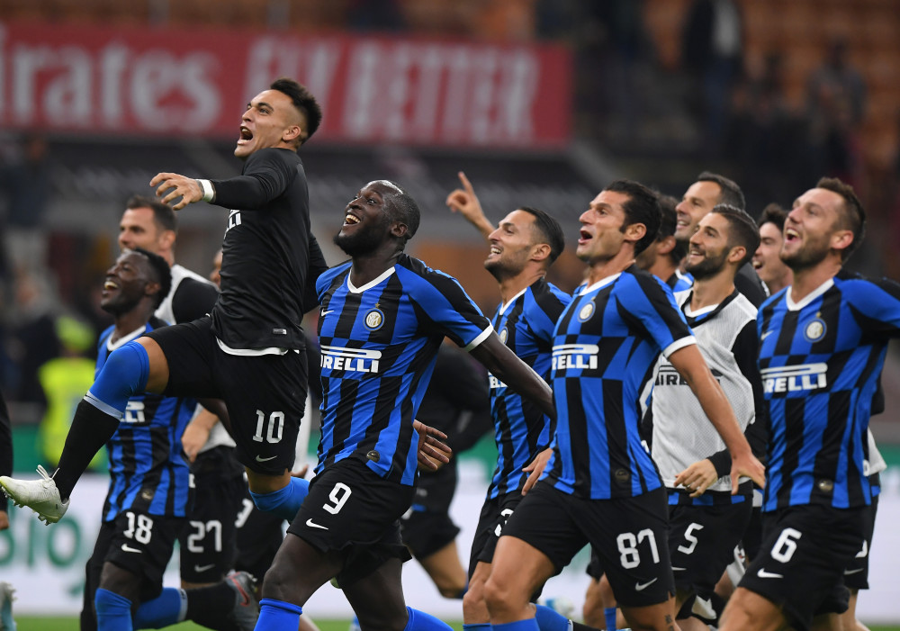 曼联计划在2026年签下巴莱巴，布莱顿可能接受7500万英镑报价，维拉考虑出售博加德以提升财务能力。