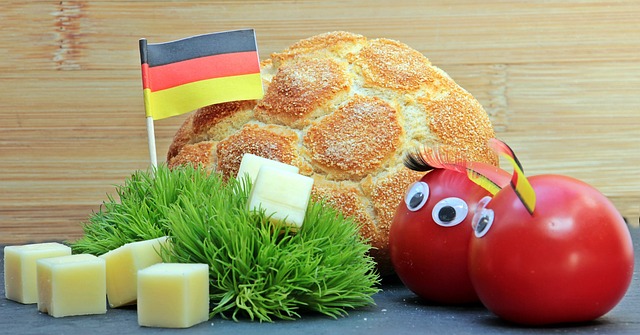 2025F1阿布扎比站勒克莱尔0.26秒最快起步，阿隆索5秒破200公里